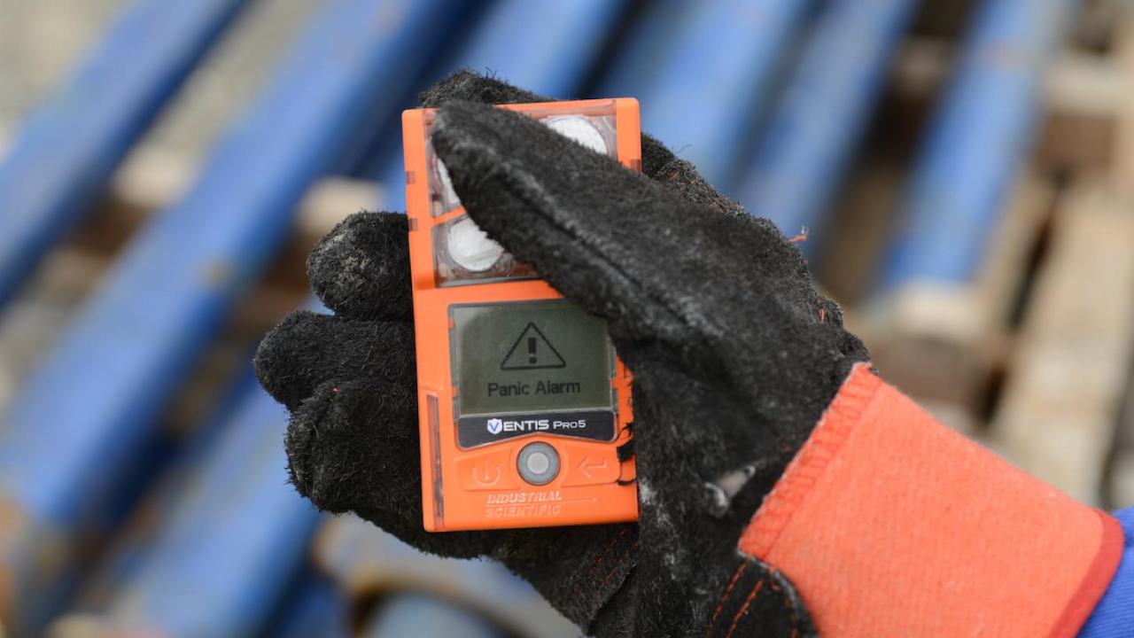 máy phát hiện khí cầm tay giải pháp an toàn cho môi trường làm việc
